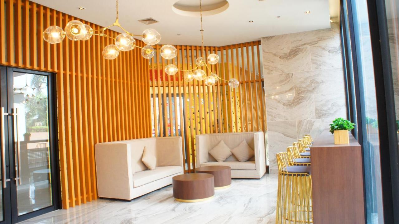 The Astra Chiang Mai Apartment ภายนอก รูปภาพ