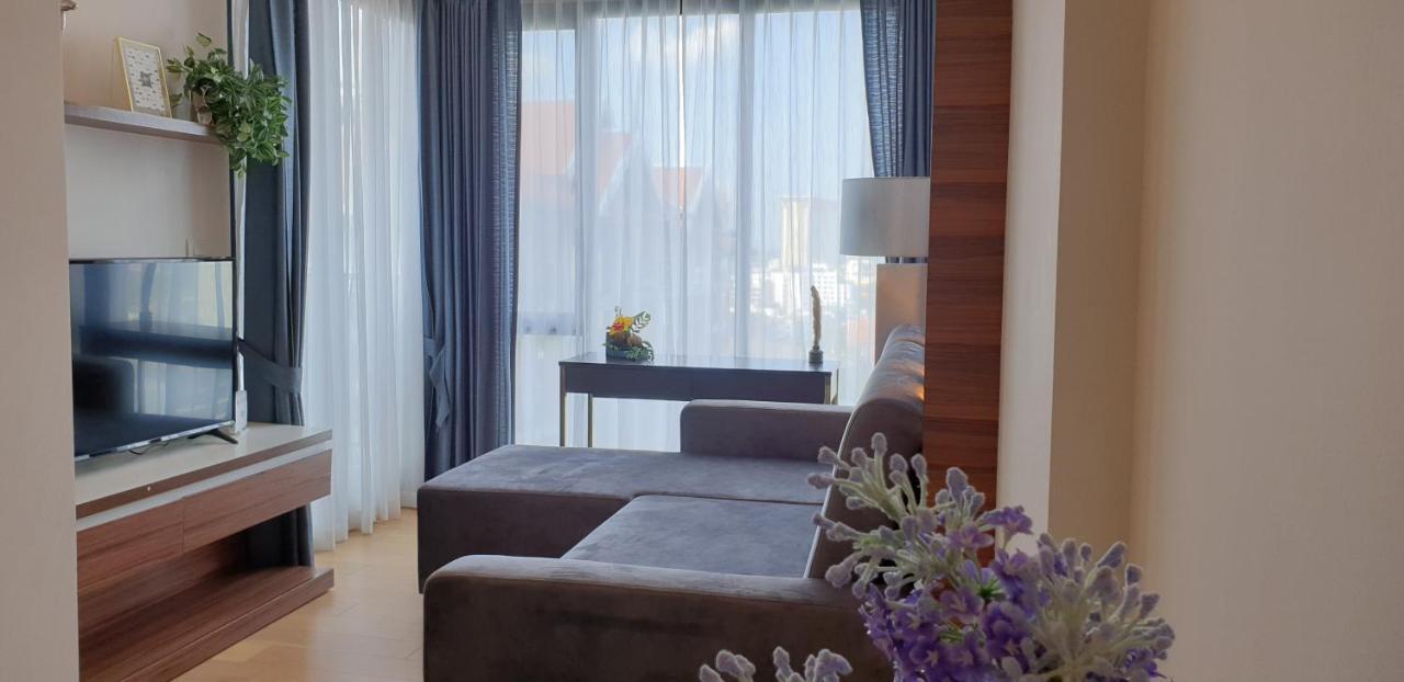 The Astra Chiang Mai Apartment ภายนอก รูปภาพ